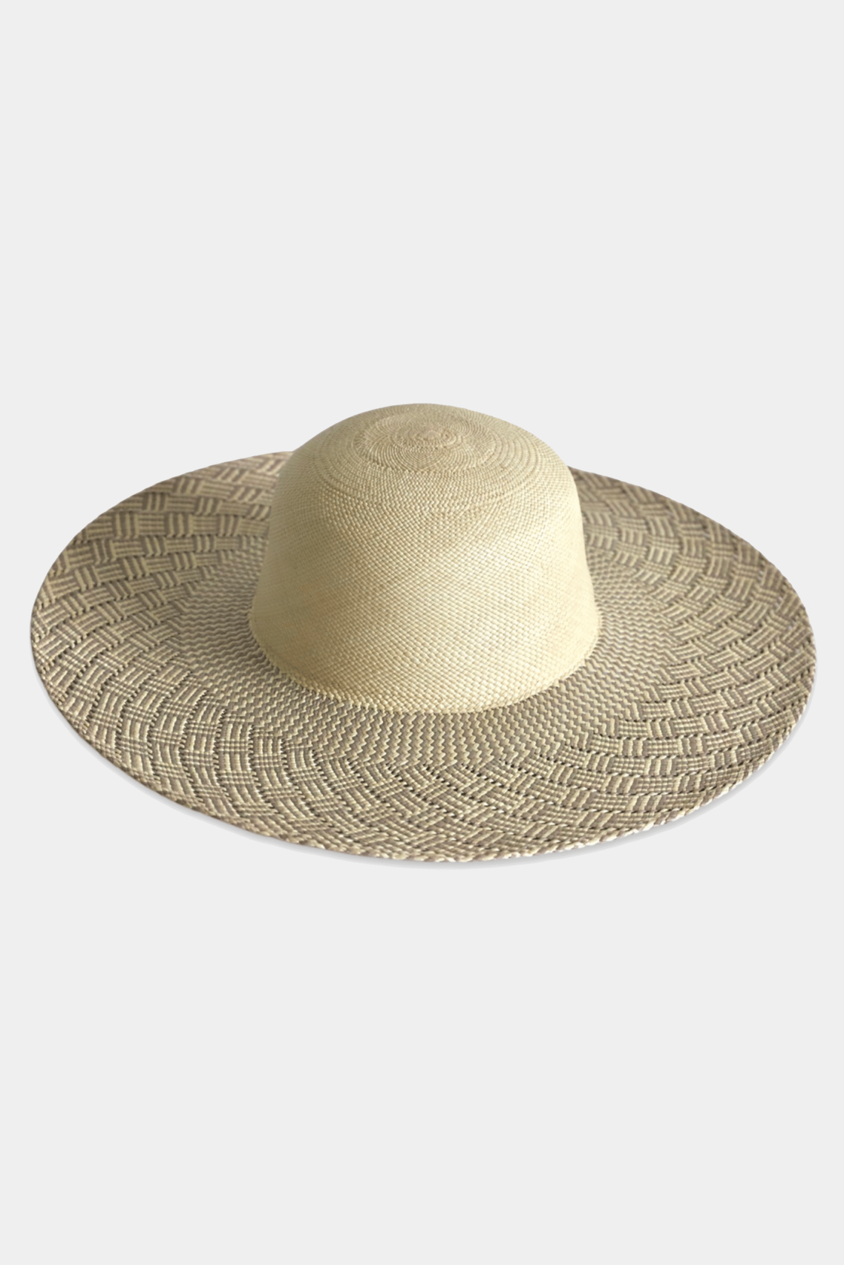 SIMONA - Hand-Woven Straw Hat With Twisted Pattern - Ivory